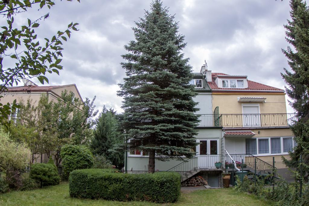 Wilanowska Hostel وارسو المظهر الخارجي الصورة